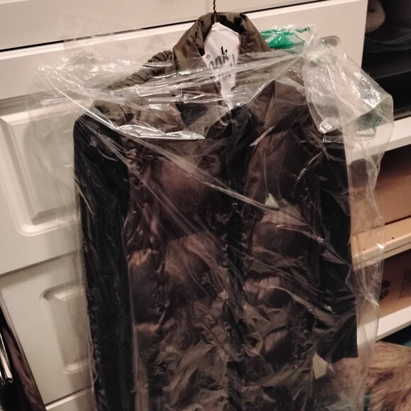 SO Chic! Puffer Coat with Leather Sleeves - Picture 5 of 6